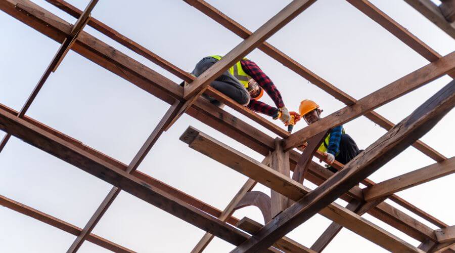 Professional residential roofers in Reed City, MI
